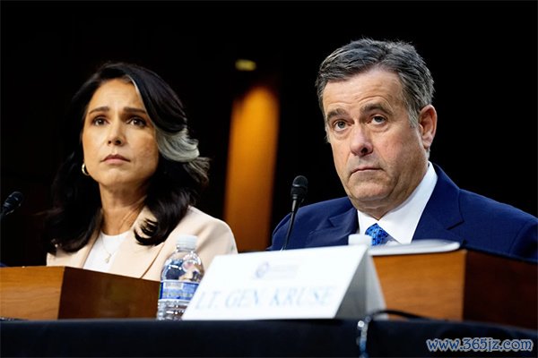 好意思国国度谍报总监加巴德和CIA局长拉特克利夫 好意思国世界播送公司
